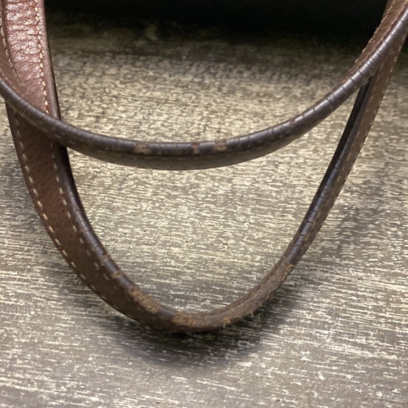 Coach
Chelsea Pebbled  Black and Brown Leather Shoulder Bag
15"L x 4"W x 8"H - Picture 11 of 16